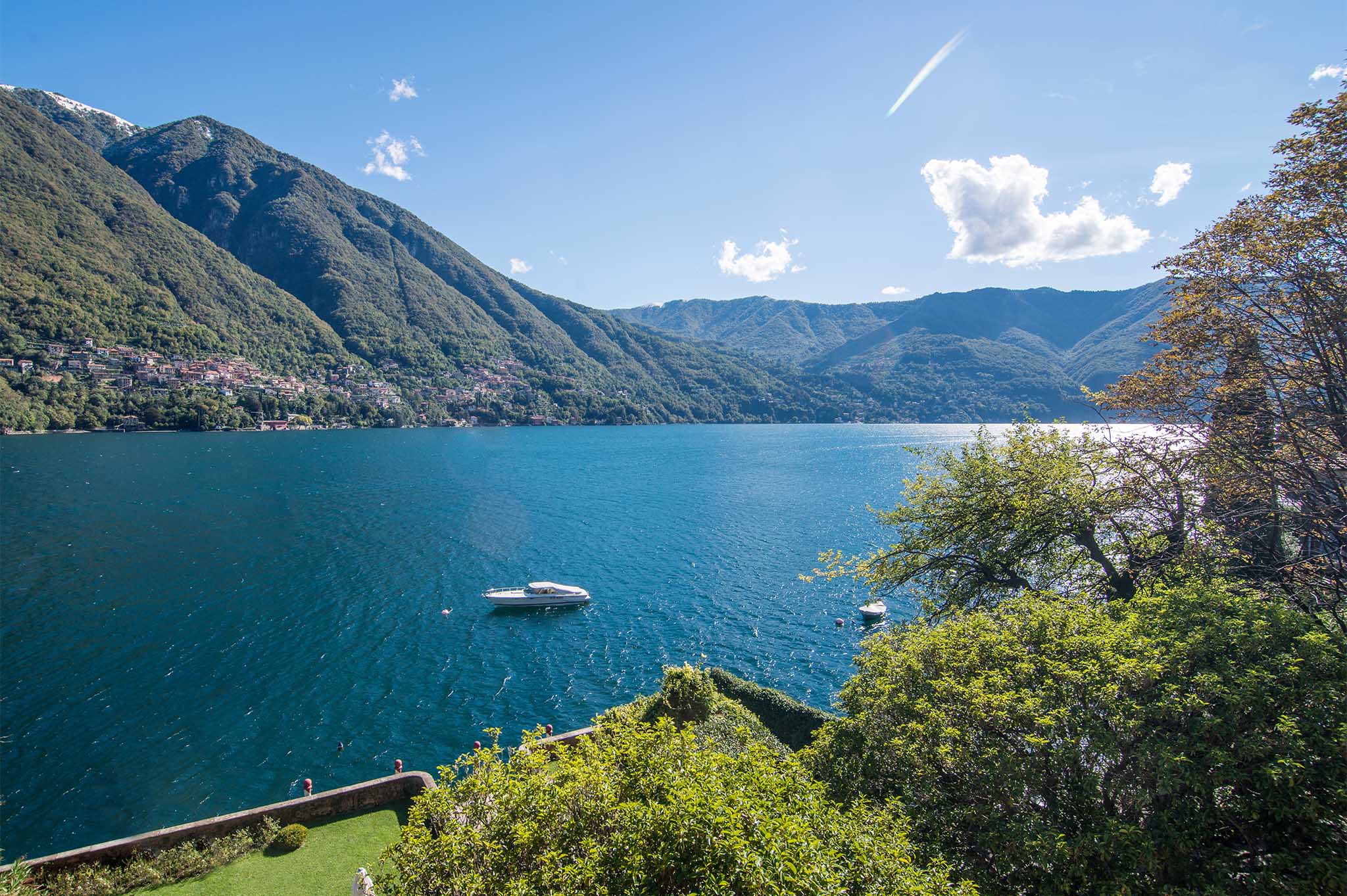 Case e Ville Lago sul di Como in vendita | Sotheby’s Realty - sothebys.photo 1