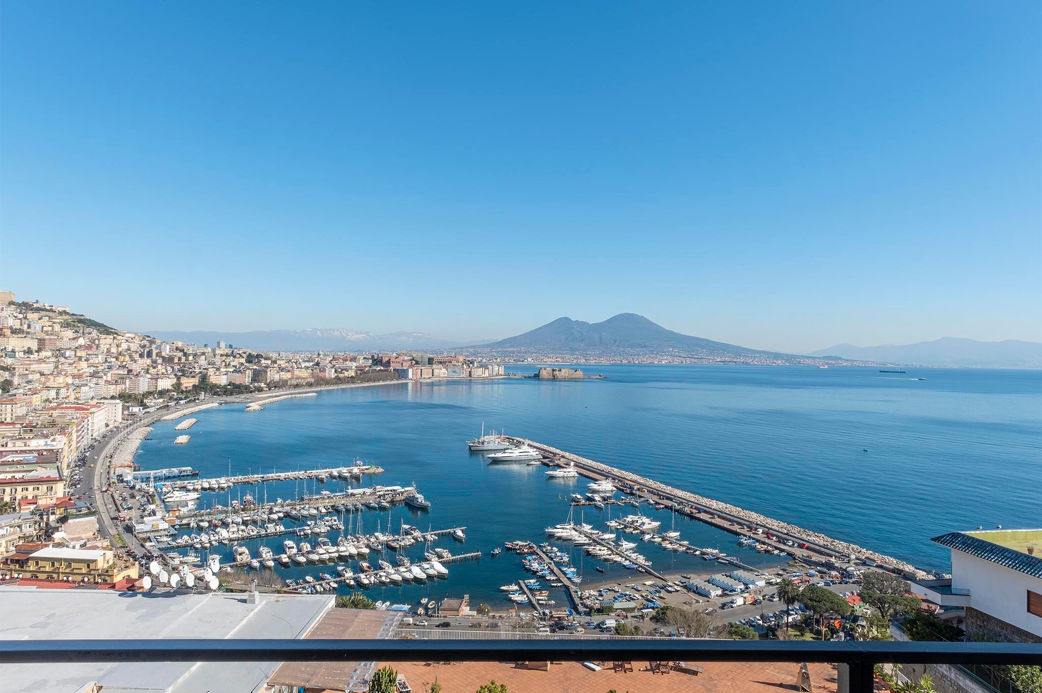 Apartments in Naples Italy, homes for rent Naples Italy Sotheby’s - sothebys.photo 1